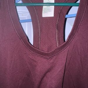 Athleta Momentum Tank size xl